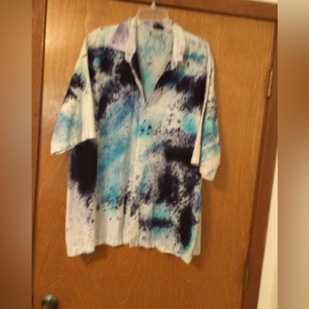 Custom dyed mens shirt